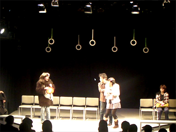 �J�b�v���̏����́A����̂`�a�L���X�g�ł��B